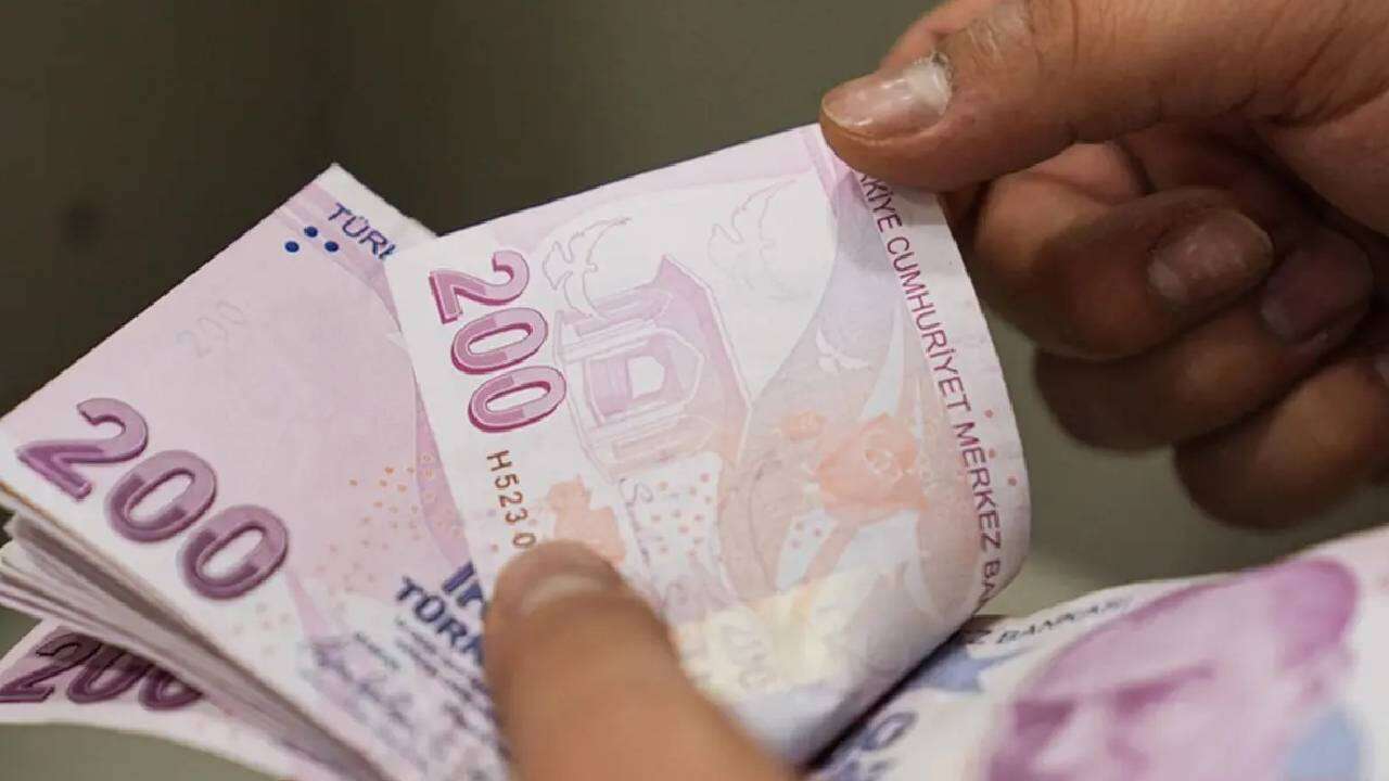 SSK ve Bağ-Kurlulara zam müjdesi: Hesaplara anında 30 bin TL nakit ödeme yapılacak, son tarih belli oldu! 3